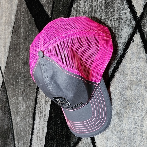GENUINE JOHN DEERE EMBROIDERED NEON PINK GRAY MESH CAP HAT - Picture 4 of 13